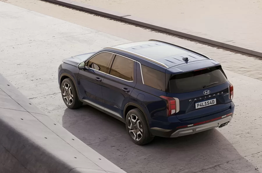 O Hyundai Palisade é o maior SUV da marca, oferecendo espaço para até oito ocupantes. Seu foco está em conforto e tecnologia, competindo com modelos como o Volvo XC90 e o Audi Q7.