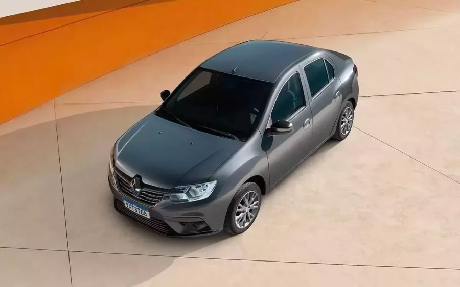 Renault Logan: Sedã compacto com espaço interno amplo, consumo eficiente e mecânica confiável. Boa opção para quem busca economia e conforto. Preço aproximado: R$ 28 mil a R$ 30 mil.