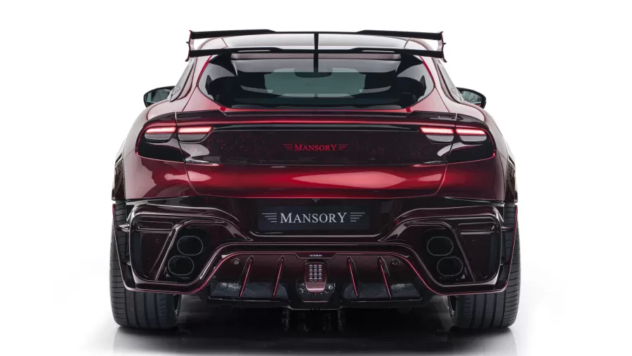 O Pugnator mantém a essência do Ferrari Purosangue, mas com o toque exclusivo da Mansory, oferecendo ao cliente um nível de personalização difícil de encontrar em outros carros.