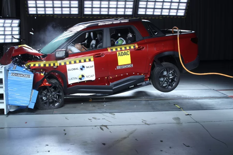 Chevrolet Montana consegue apenas três estrelas em teste de segurança do Latin NCAP