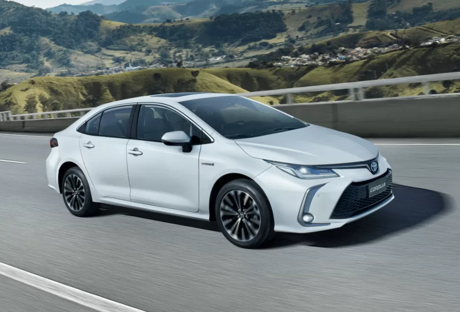 Tudo sobre o Toyota Corolla 2024: preço, consumo e desempenho do sedan adorado no Brasil