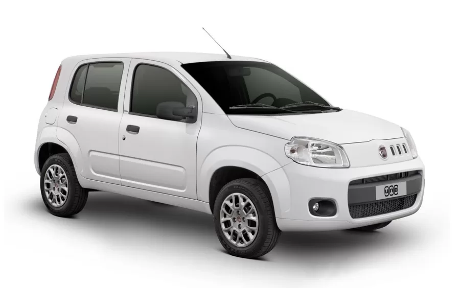 Ao considerar a compra de um Fiat Uno Vivace 2015 usado, é importante observar detalhes técnicos como o estado do motor, transmissão e suspensão para garantir que o veículo está em boas condições.