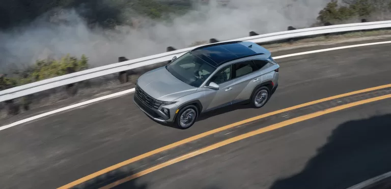 Hyundai Tucson 2026 será híbrido e produzido no Brasil, mas antes deve relançar a versão 2018