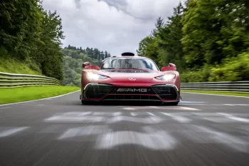 Mercedes-AMG ONE bate novo recorde em Nürburgring-Nordschleife