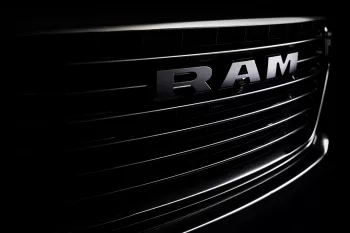 Nova geração da Ram 1500 é confirmada no Brasil com motores mais eficientes e versão híbrida