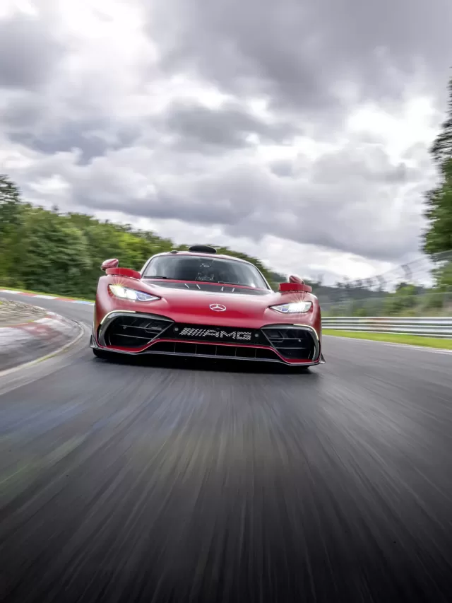 Mercedes-AMG ONE transforma Nürburgring em um passeio no parque