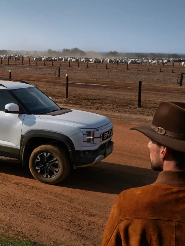 BYD exibe picape Shark híbrida flex e SUV flutuante na Agrishow 2025