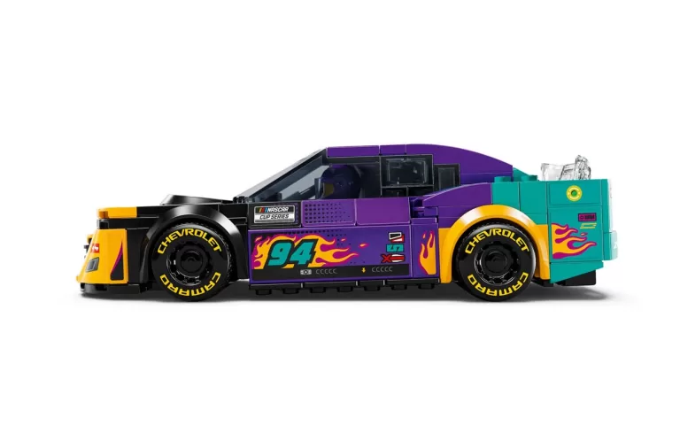 Agora você pode montar seu próprio Chevrolet Camaro ZL1 da Nascar com peças Lego