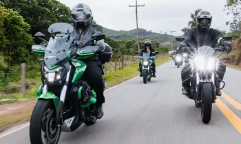 Bajaj realiza primeiro Dominar Rides Weekender em São Luiz do Paraitinga, SP