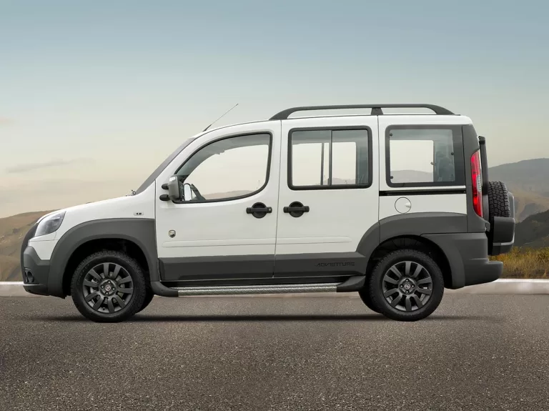Fiat Doblò Adventure 2020 mantém robustez e espaço e segue como opção versátil para famílias e negócios