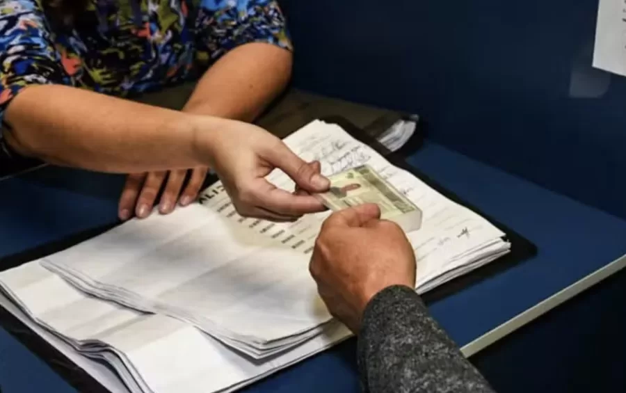 Motoristas profissionais precisam realizar teste toxicológico para emissão da CNH - Foto: Divulgação/Detran.RJ