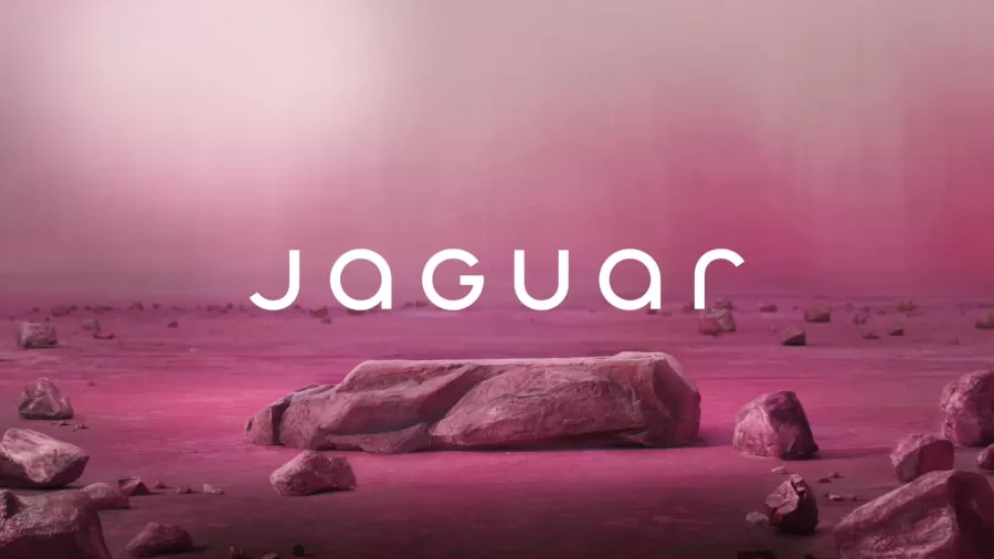 Jaguar apresentou um novo logotipo com design minimalista, combinando as letras J e r em um círculo. A mudança reflete a nova estratégia de reposicionar a marca como luxuosa e futurista.