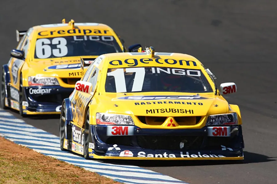 A Stock Car tornou-se multimarcas a partir da temporada de 2005 (Luca Bassani/Stock Car)