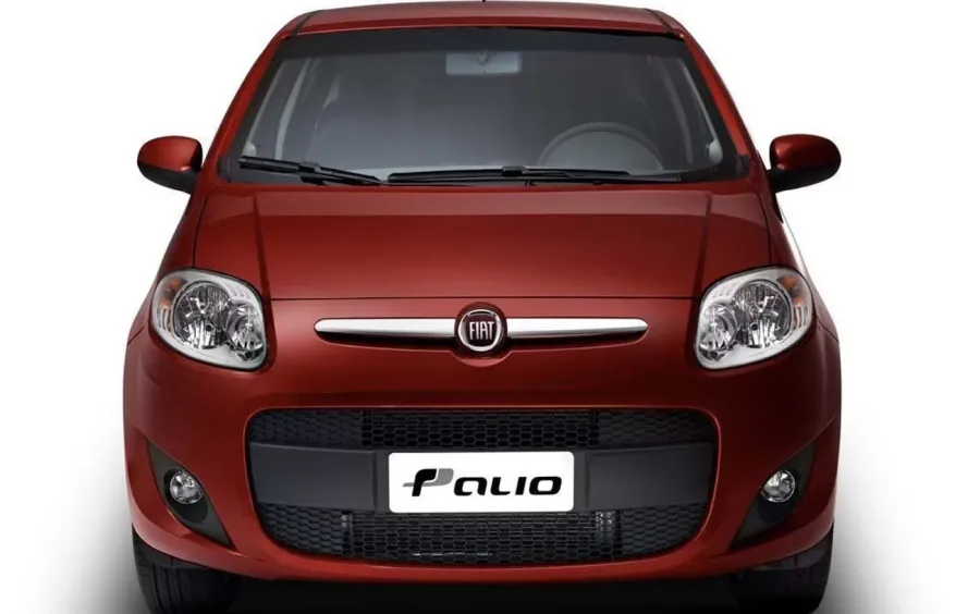 Fiat Palio Attractive 1.4 2013 é usado versátil para quem busca carro compacto, ideal no dia a dia urbano e em viagens curtas com economia.