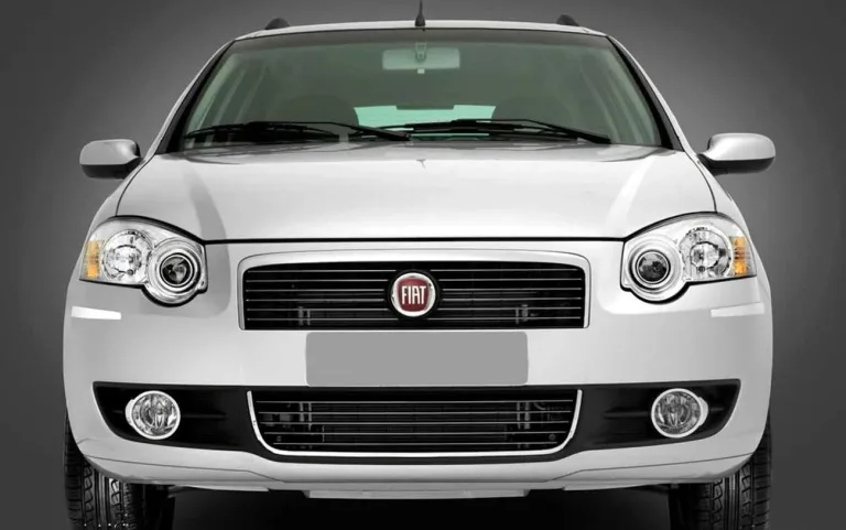 Fiat Palio Weekend Attractive 1.4 2012: Preço, Ficha técnica, Consumo, Equipamentos e Fotos; motor Fire de 86 cv e câmbio manual garantem uso econômico e manutenção simples