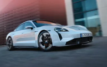 Porsche Taycan 2025: todas as versões e detalhes do sedan esportivo elétrico