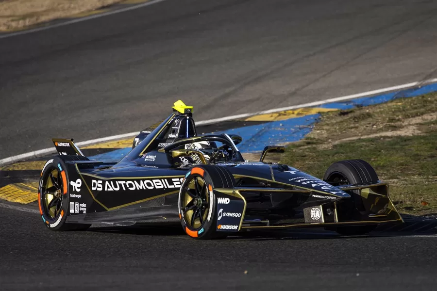 A estreia da temporada da Fórmula E em São Paulo terá o qualifying às 12h40 e a corrida das 17h00 às 18h00. O circuito apresenta retas longas e curvas desafiadoras.