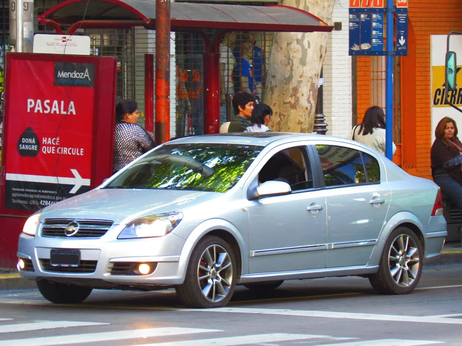 Chevrolet Vectra 2.4 CD 2010 - Foto: order_242 / Wikipedia