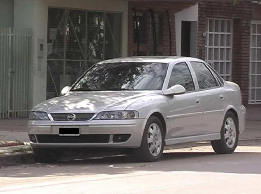 Chevrolet Vectra de segunda geração - Foto: Diego HC / Wikipedia