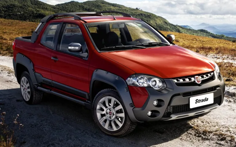 Fiat Strada Adventure 1.8 16V CD 2013: ficha técnica, consumo e preço da picape compacta versátil