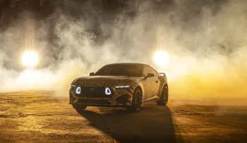 Ford apresenta novas versões do Mustang no Salão de Detroit 2025