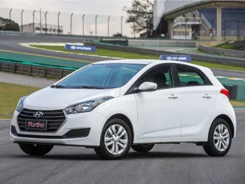 Guia de Usados: Tudo sobre o Hyundai HB20 Comfort Plus 1.0 Turbo 2017; ficha técnica, preço e desempenho do hatch