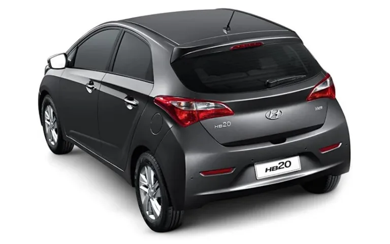 O que saber antes de comprar um Hyundai HB20 Premium 1.6 Automático 2015 usado