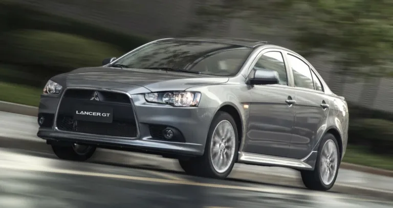 Guia de Usados: Por que o Mitsubishi Lancer GT 2.0 2015 é uma boa compra para a família; preço e ficha técnica do sedan