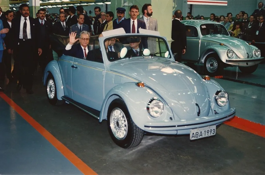 Itamar esteve em São Paulo no dia 23 de agosto de 1993, para o relançamento do Fusca - Foto: Memorial da República Presidente Itamar Franco/Divulgação