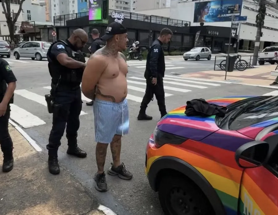 Carro sem placas e estacionado em local proibido? Entenda por que Toguro foi preso em Balneário Camboriú