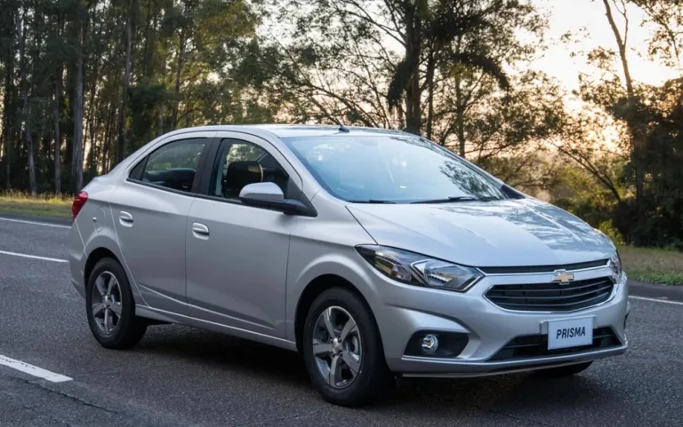 Guia de Usados do Chevrolet Prisma LT 1.4 2017 manual: o que saber antes de comprar o sedã usado que conquistou o Brasil; confira preço, fotos e ficha técnica