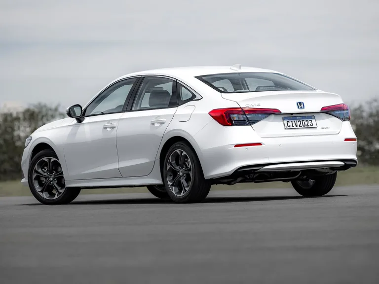 Honda Civic Hybrid 2023 usado: vale a pena comprar esse sedan híbrido? Confira preço, desempenho e ficha técnica
