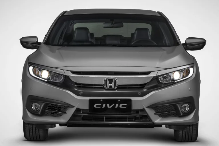 Guia completo para comprar um Honda Civic EXL 2.0 2020 usado; confira preço, consumo, desempenho e ficha técnica