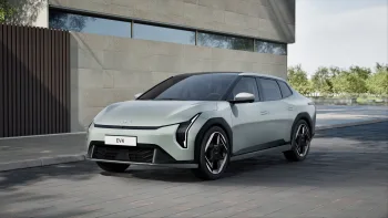 Kia apresenta novos modelos elétricos EV4, PV5 e Concept EV2 no Kia EV Day 2025, ampliando sua estratégia de eletrificação global