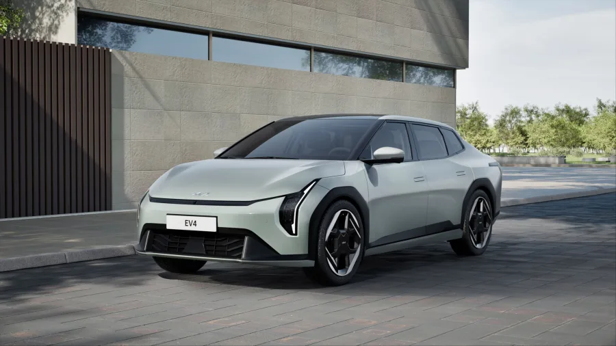 O Kia EV4, o primeiro sedã e hatchback totalmente elétricos da marca, amplia a linha de veículos elétricos da Kia, com opções acessíveis e tecnologia avançada para os consumidores globais.