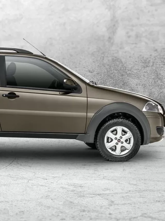 Qual o valor da Fiat Strada Adventure 1.8 16V Flex Cabine Dupla 2015?