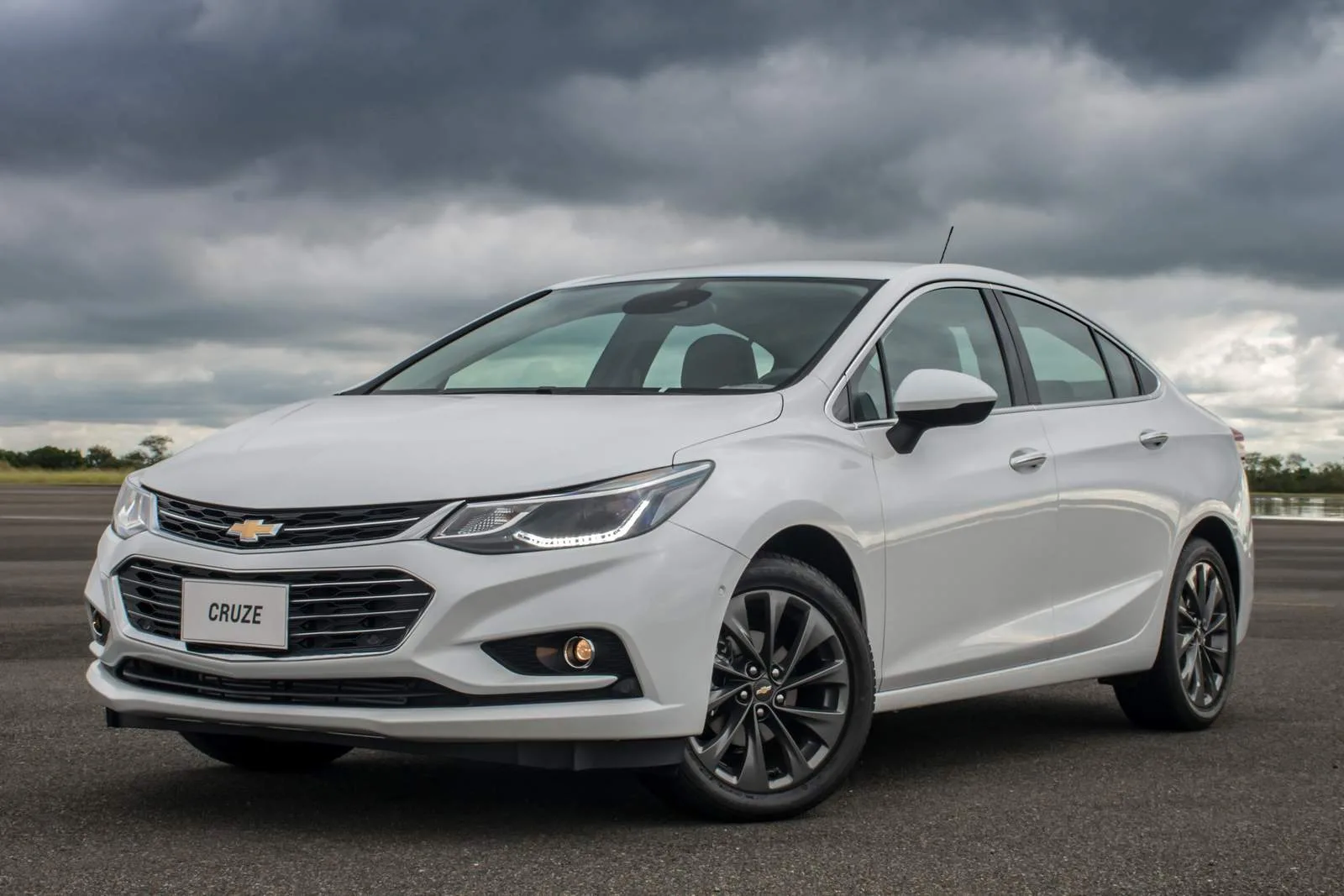 Guia de compra do Chevrolet Cruze LTZ 2019 usado: ficha técnica, preço ...
