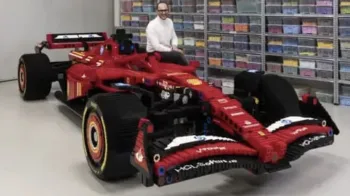 Lego apresenta réplica em tamanho real do Ferrari SF-24 para promover novo set