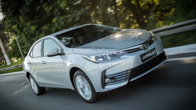 Toyota Corolla XEi 2.0 2019 usado: tudo o que você precisa saber antes de comprar; confira preço, ficha técnica e fotos