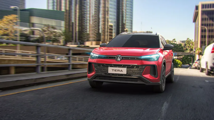 A Volkswagen prepara o lançamento do Tera para maio. O novo SUV compacto ocupará a faixa entre o Polo e o Nivus, apostando em um modelo de entrada com foco comercial definido.