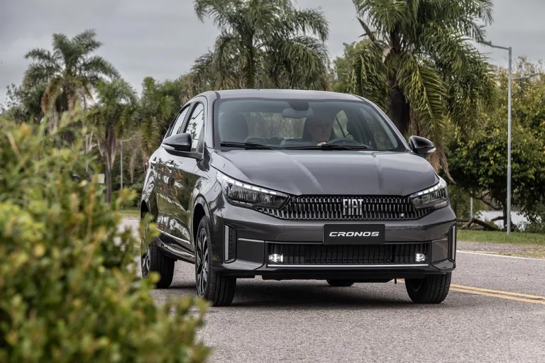 Veja o novo visual do Fiat Cronos 2026 que chega no Brasil em breve; veja fotos e mudanças
