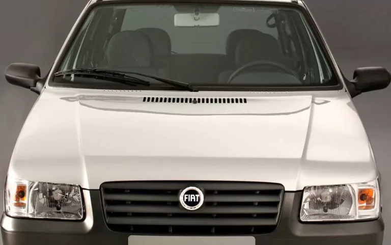 Guia de Usados: ficha técnica do Fiat Uno Mille Fire 1.0 2008 4 portas; confira preço e consumo do hatch