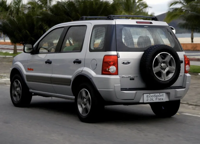 Compraria um Ford EcoSport XLT 2.0 automático 2012? Veja isso antes de decidir; confira preço, fotos e ficha técnica do SUV