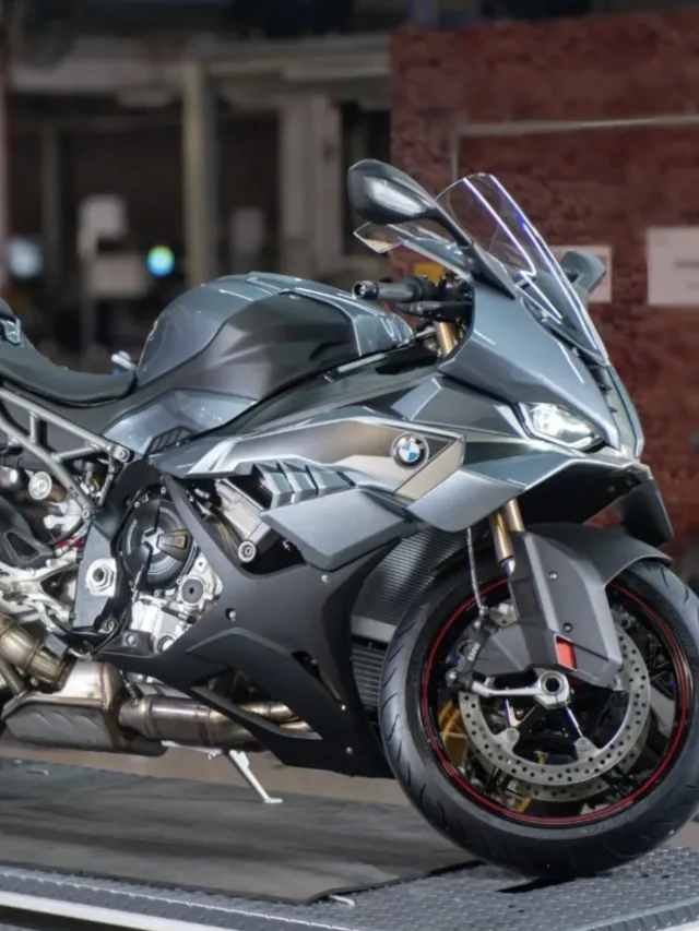 A superbike da BMW com 210 cv agora é feita no Brasil