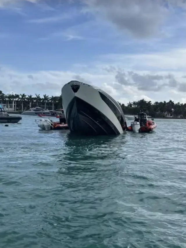 Iate afunda em Miami Beach com mais de 30 pessoas a bordo
