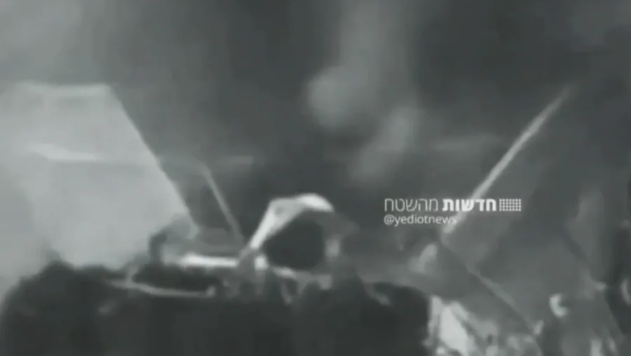 Vídeo: Irã dispara mísseis a base militar dos EUA no Catar