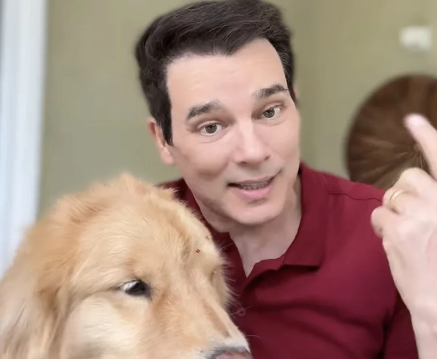 Celso Portiolli celebra aniversário ao vivo no Domingo Legal, com shows, desafios e participação da família Lima