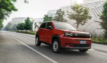 Fiat Uno 2026 pode voltar como SUV e conviver com o novo Panda