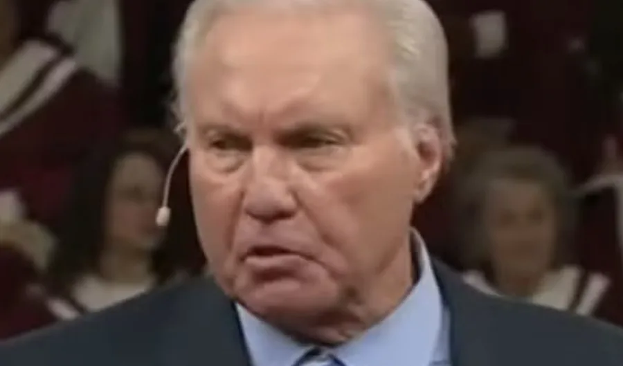 Jimmy Swaggart, ícone da TV evangélica nos anos 1980, morre aos 90 anos