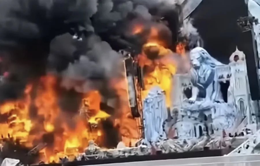 VÍDEO: Palco principal do Tomorrowland Bélgica pega fogo dois dias antes do festival e coloca evento em risco
